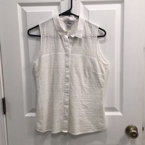 WHITE BUTTON DOWN BLOUSE